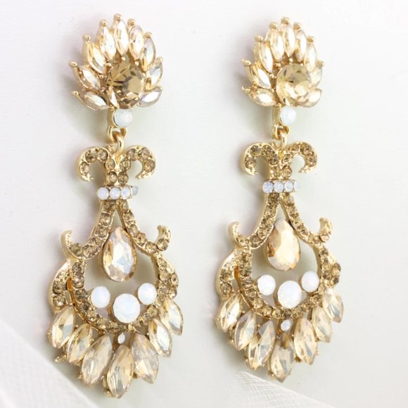 NWOT Austrian Crystal Bridal Jewelry Chandelier Earrings - Picture 3 of 3